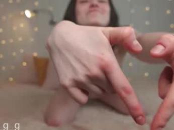 mia_g_ webcam model stream image