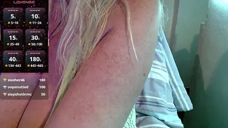 JennaDeluxe webcam model stream image