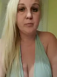 Mayci1984 webcam stripchat model stream image