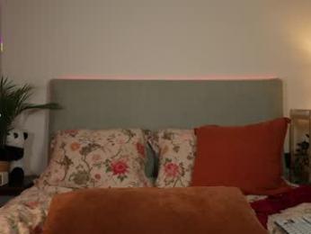 honeyyykate webcam model stream image