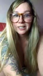 TheQueenMilf webcam model stream image