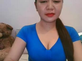 badaxx_tricia webcam model stream image