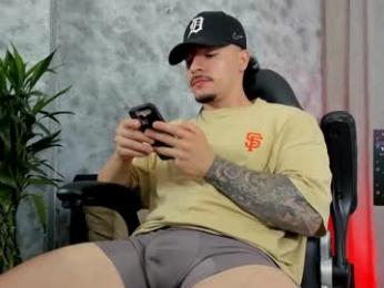 boyc02_ webcam model stream image