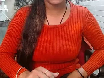 LovingPihu webcam stripchat model stream image