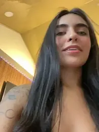 DaphneUwu webcam model stream image