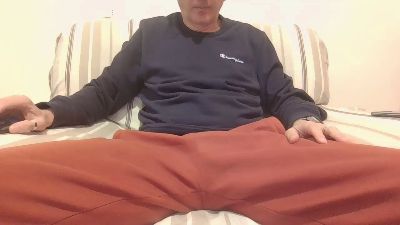 bigpaenis webcam model stream image