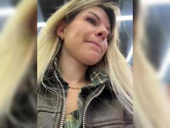 AlexaX7 webcam model stream image