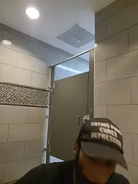 GuyInNY webcam model stream image