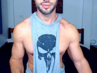 Ronnie X webcam model stream image