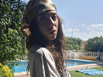 AliceSanz webcam model stream image