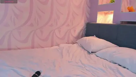 FloraDobb webcam model stream image