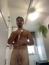 Youngbooy44 webcam model stream image