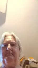 graham1980 webcam model stream image