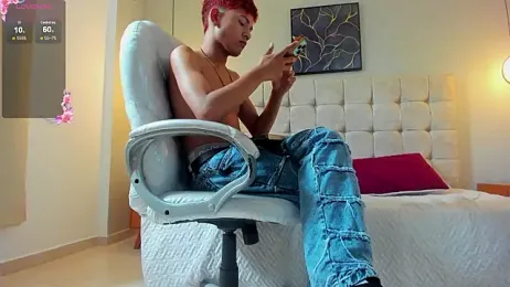 twink_royale18 webcam model stream image