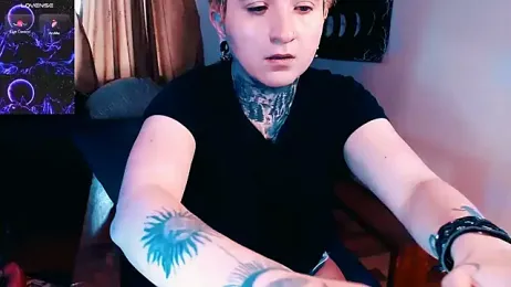 Marieblueeyes webcam model stream image