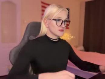 tiffany2005 webcam model stream image