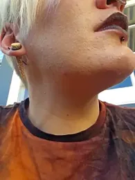 PinkTheHawk webcam model stream image