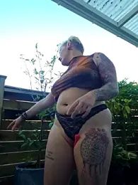 PinkTheHawk webcam model stream image