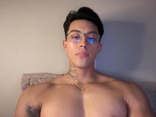 Jakee Tyler webcam model stream image