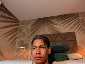 maxim_walker webcam model stream image