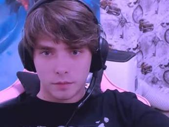 dmitryromanov webcam model stream image