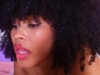 naia-blesed webcam model stream image