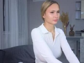 flirtbubble webcam model stream image