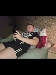 Foxyshaved webcam model stream image