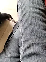 pariraj001 webcam model stream image