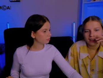 kaela_spell_ webcam model stream image