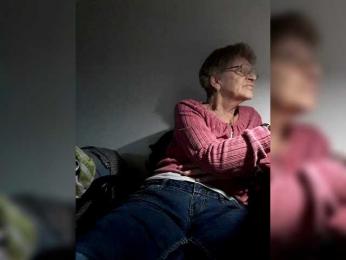 Reife-dame webcam bongacams model stream image