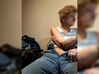 Reife-dame webcam bongacams model stream image