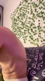 bravo_maestro webcam model stream image