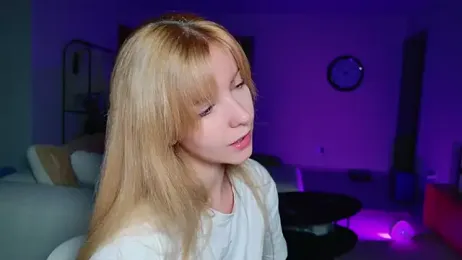 Cassycum webcam model stream image