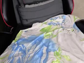 touch_me8 webcam model stream image