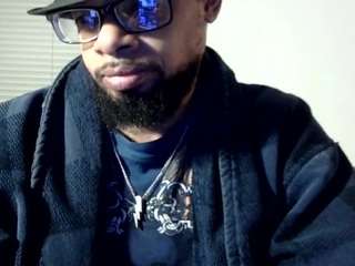 llmywood webcam model stream image