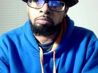 llmywood webcam model stream image