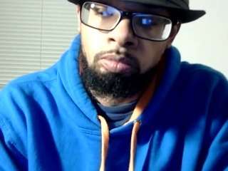 llmywood webcam model stream image