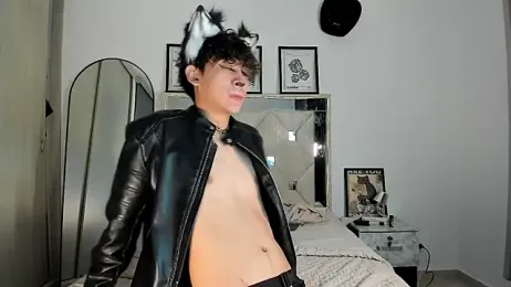 Adriien19 webcam model stream image