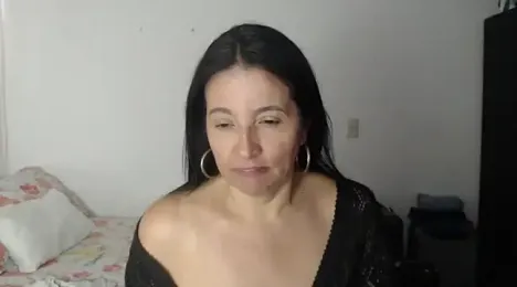 stefilove10 webcam model stream image