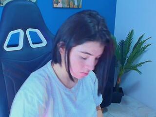 Camiila Saenz webcam model stream image