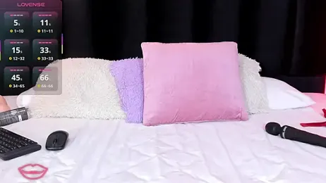 JackieDumont1 webcam model stream image