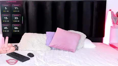 JackieDumont1 webcam model stream image