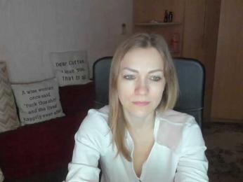 SilviaSweet webcam model stream image