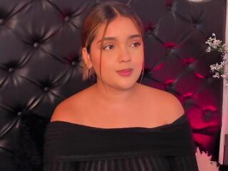 Emiily Oweens webcam model stream image