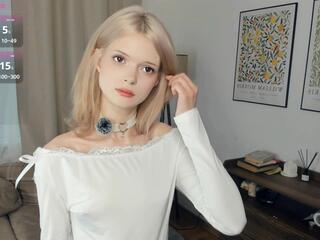 Deeanna Fetzer webcam model stream image