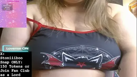 Stoniiiboo webcam model stream image