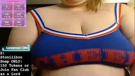 Stoniiiboo webcam stripchat model stream image