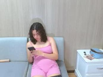 sajecrismaa webcam chaturbate model stream image