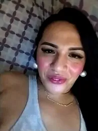 Yourbabyshane webcam model stream image